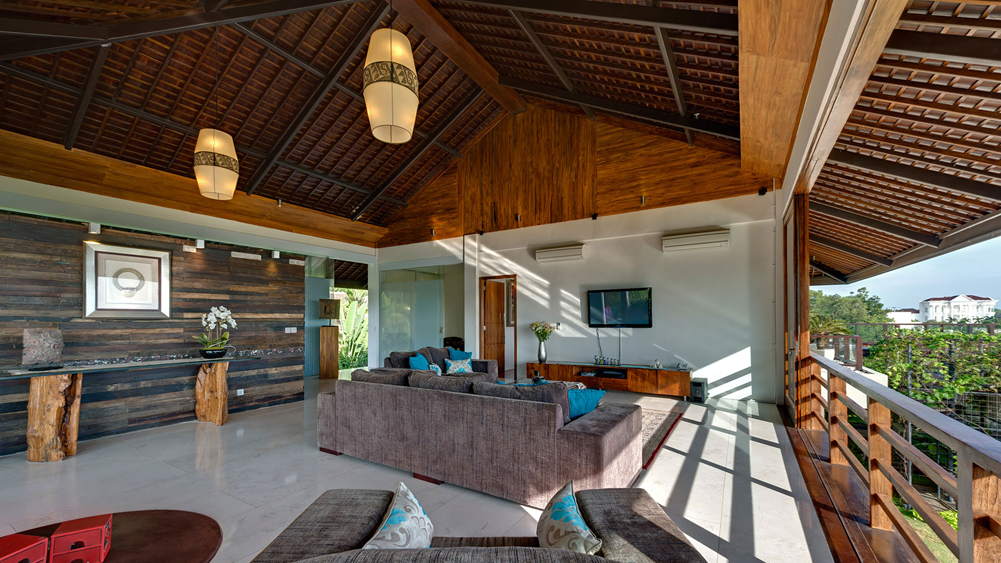 Villa Aiko - Cool upstairs living area